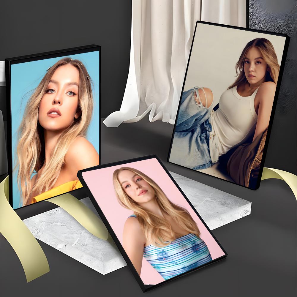 Actor S-Sydney Sweeney Poster  - огляд і ціна Home Bar Sydney