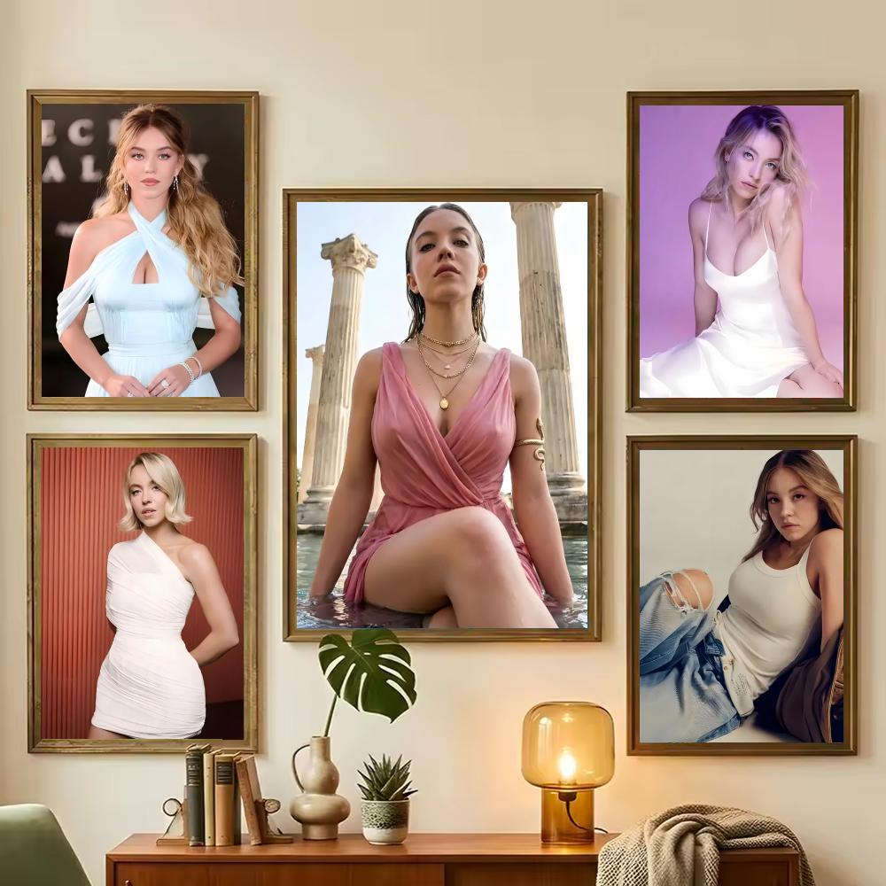 s-Sydney Sweeney Trendy_Actor  - огляд і ціна Home Bar Sydney